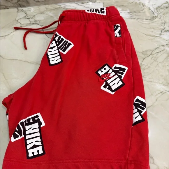 Nike Red Allover Logo Fleece Shorts Men’s Size Large L Athletic Sweat Shorts - Picture 1 of 5